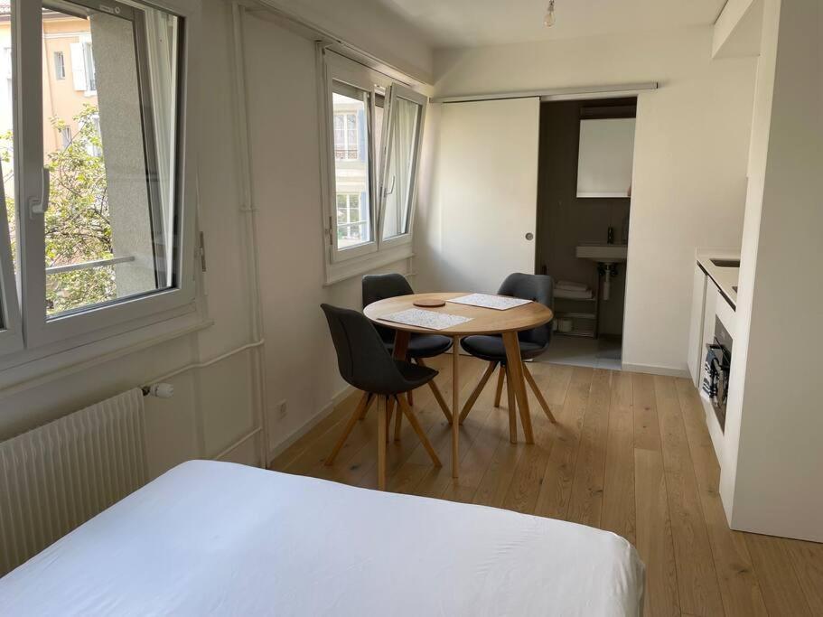 Studio Proche De La Gare ! Lägenhet Lausanne Exteriör bild