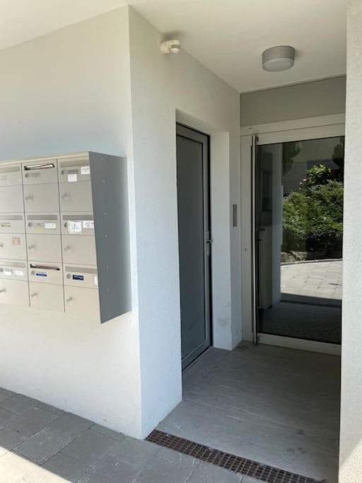 Studio Proche De La Gare ! Lägenhet Lausanne Exteriör bild
